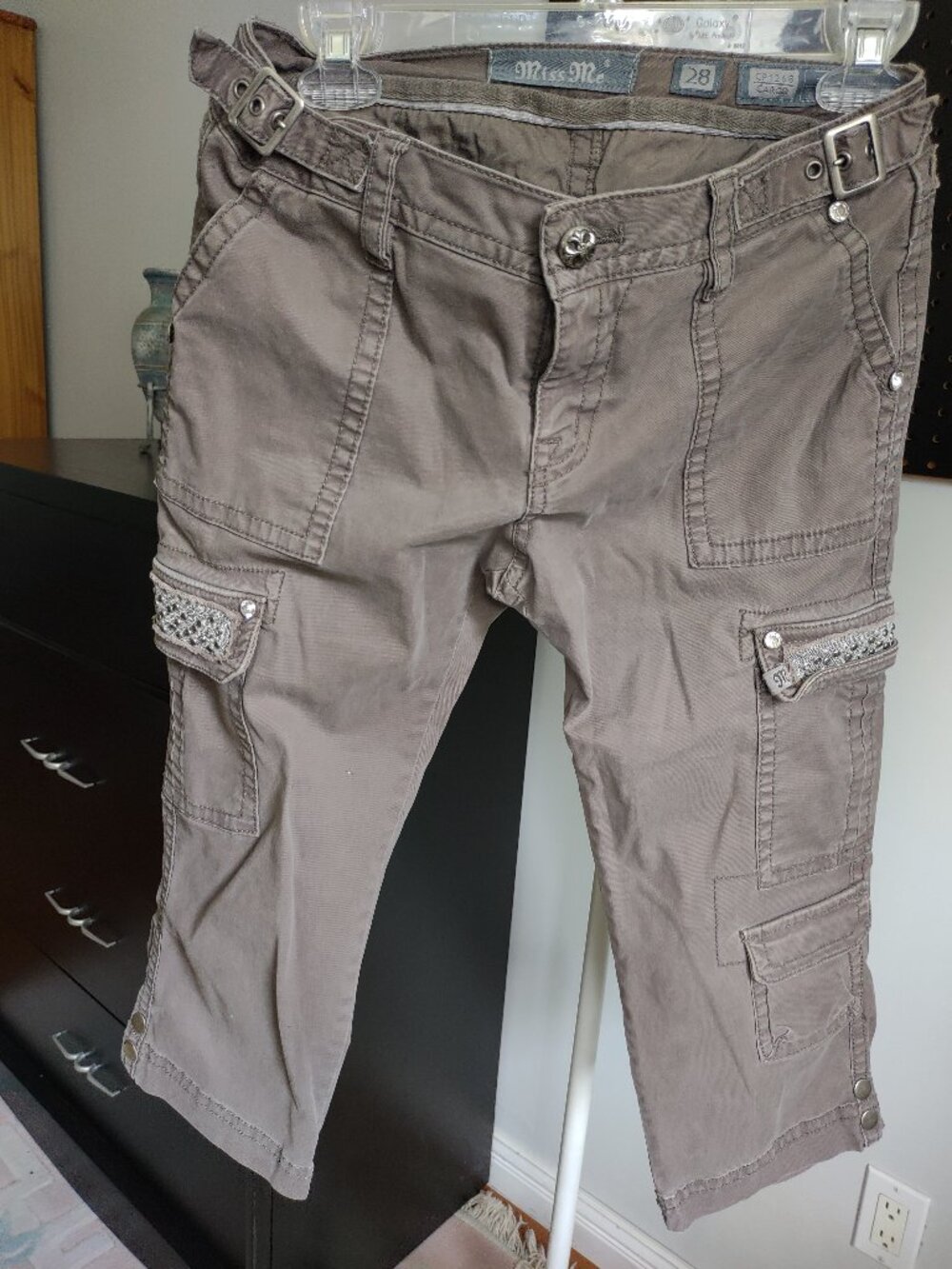 Vintage Miss Me women's stretch cotton capri pants size 28 Y2K